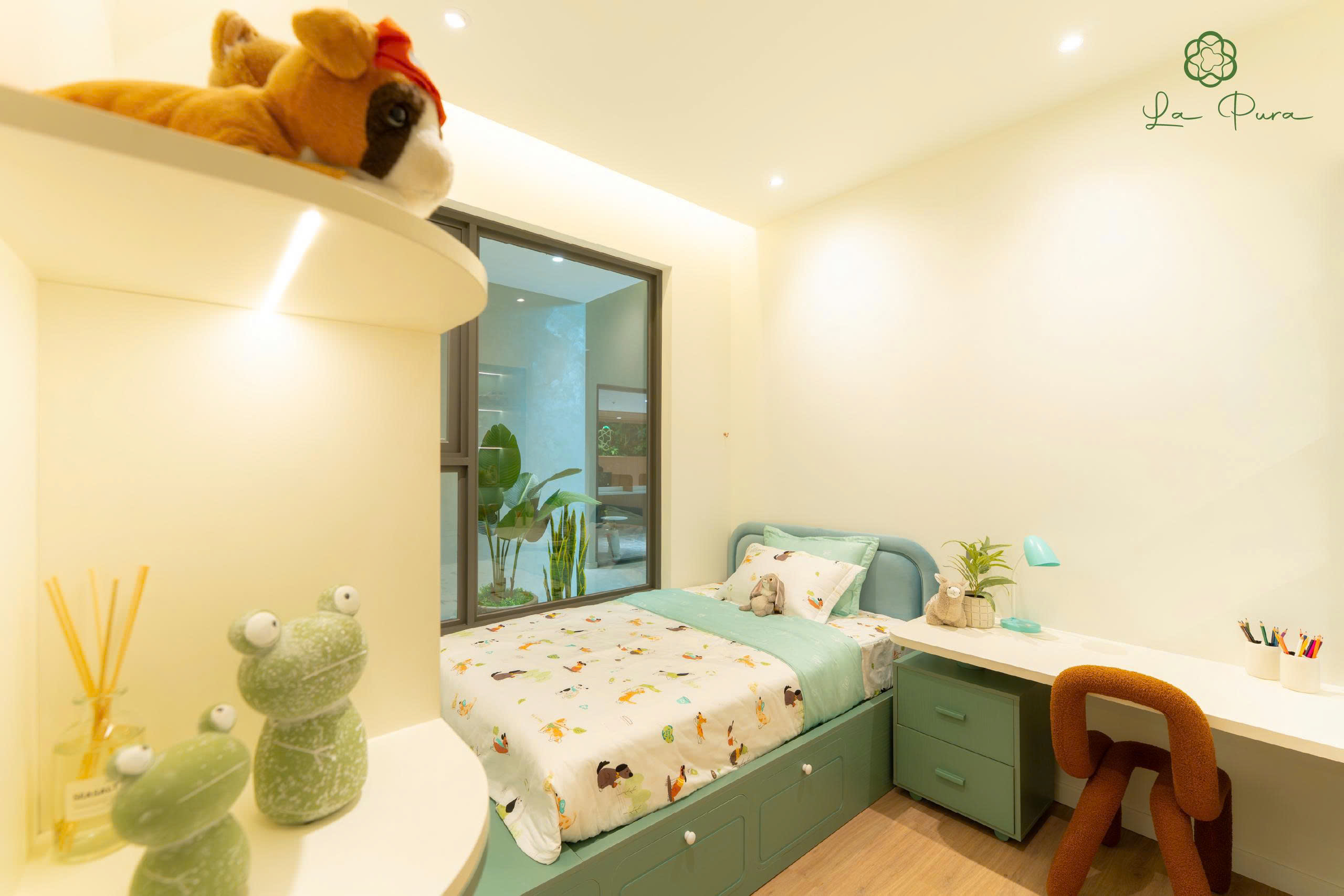 Nhà Mẫu The La Pura